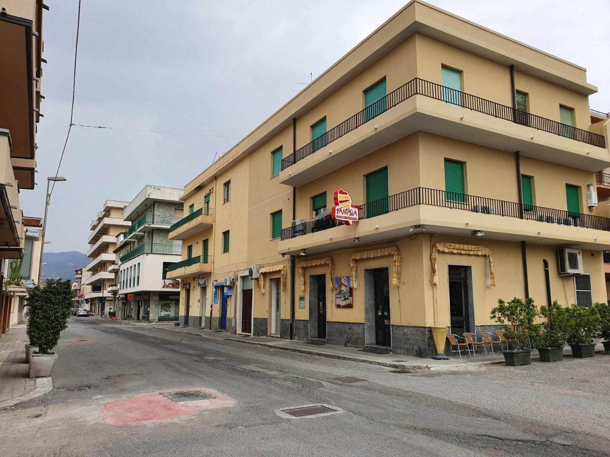 Fantasia B&B Apartament Studio 帕拉若 外观 照片